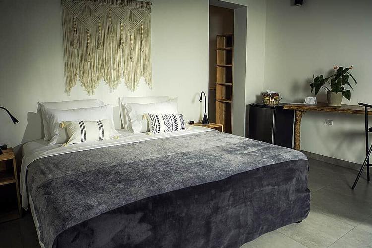 Private Deluxe Room (2 People)