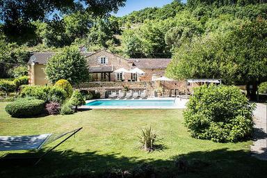 6 Day Private 6 Person Yoga Retreat in a Stunning Villa in France