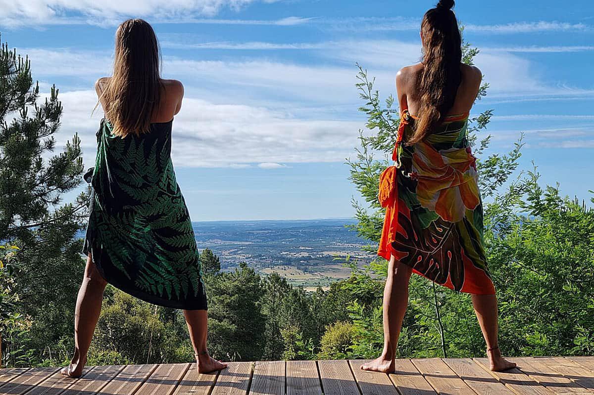 8 Day Fundamental Hawaiian Lomi Lomi Nui Training in Portugal