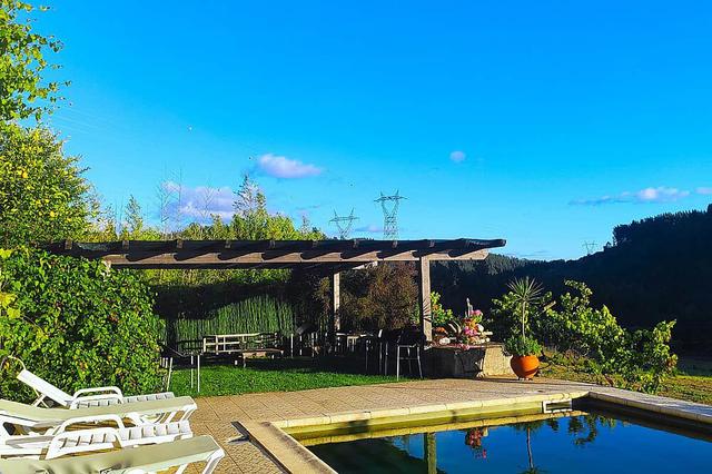 8 Day Fundamental Hawaiian Lomi Lomi Nui Training in Portugal