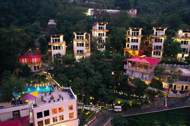21 يوم Panchakarma & Yoga Retreat في Veda5 ، Rishikesh