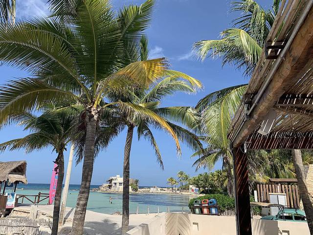 4 Day Yoga & Snorkeling Experience in Isla Mujeres, Mexico