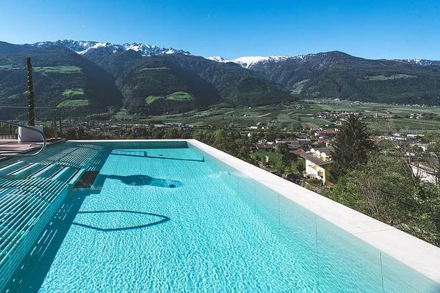 7 Day Glowing Flow - The Heart Retreat in South Tyrol, Italy
