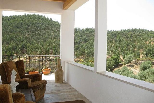 8 Day Fundamental Hawaiian Lomi Lomi Nui Training in Portugal