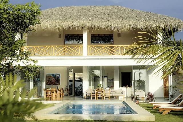 6 Day Personal Yoga and Surf Package in Olon, Ecuador
