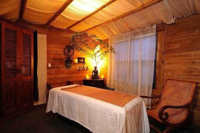 5 Day Ocean Adventure & Spa Yoga Wellness Retreat in Key West, US