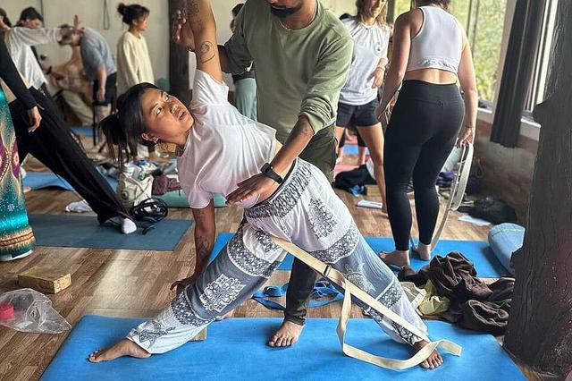 28 Day 200 HR Hatha, Ashtanga, Vinyasa, Iyengar YTT in India